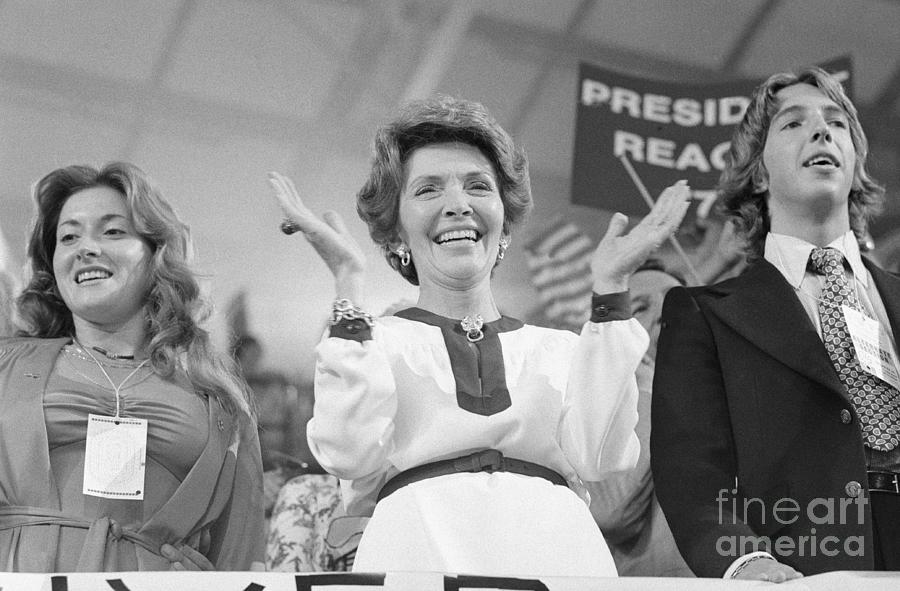Nancy Reagan Applauding Photograph by Bettmann