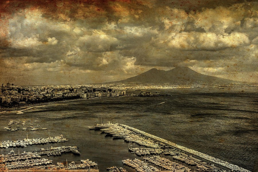 Napoli Canvas Photograph by Bill Chizek