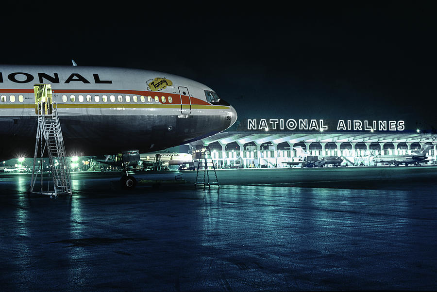 NATIONAL  AIRLINES  DC 10-30  N80NA 