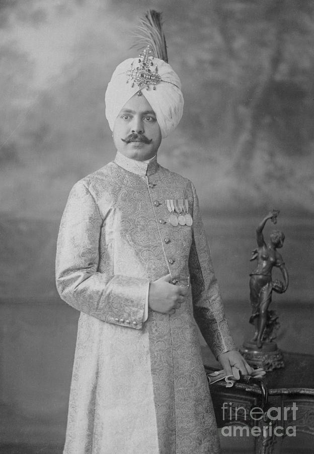 Native Indian Ruler Sidar Charangel Photograph by Bettmann Pixels