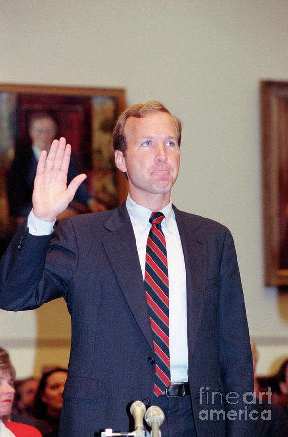 Neil Bush Being Sworn Photograph by Bettmann