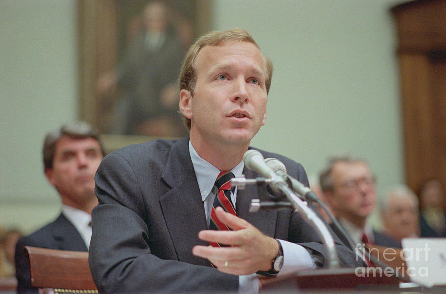 Neil Bush Testifying Photograph by Bettmann