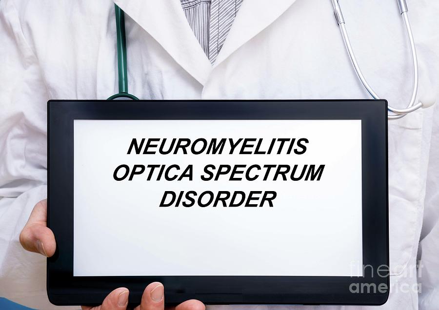 Neuromyelitis Optica Spectrum Disorder Photograph by Wladimir Bulgar/science Photo Library