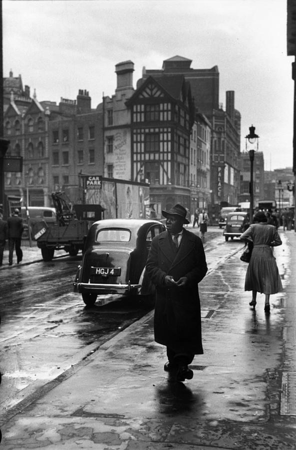 New In Liverpool Photograph by Bert Hardy