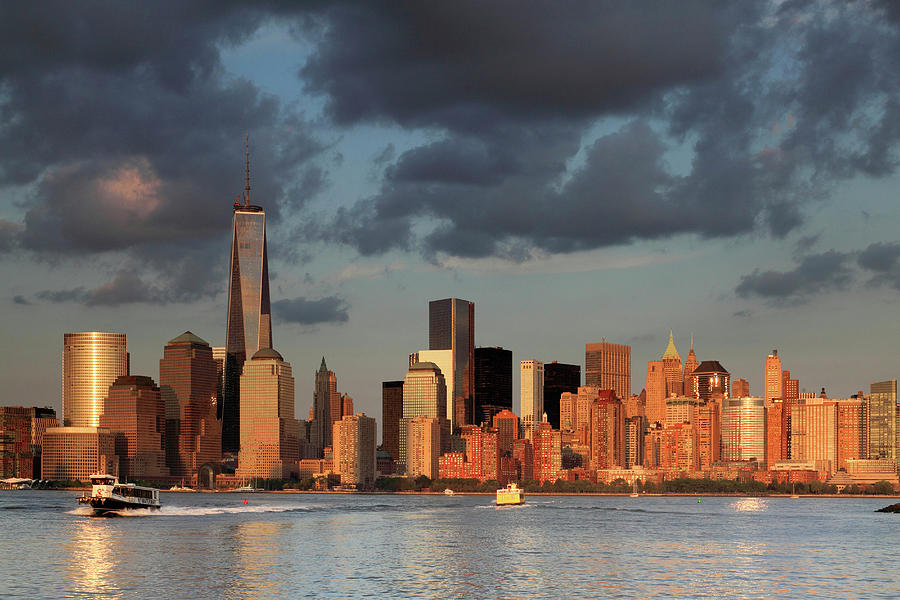 New Jersey, Manhattan Skyline Digital Art by Davide Erbetta