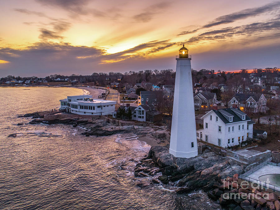 New London CT Harbor Lighthouse Photograph by Mike Gearin