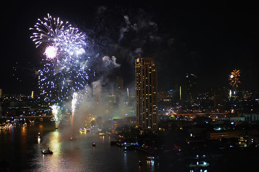 New Years Eve Fireworks Over The River In Bangkok, Thailand Digital Art