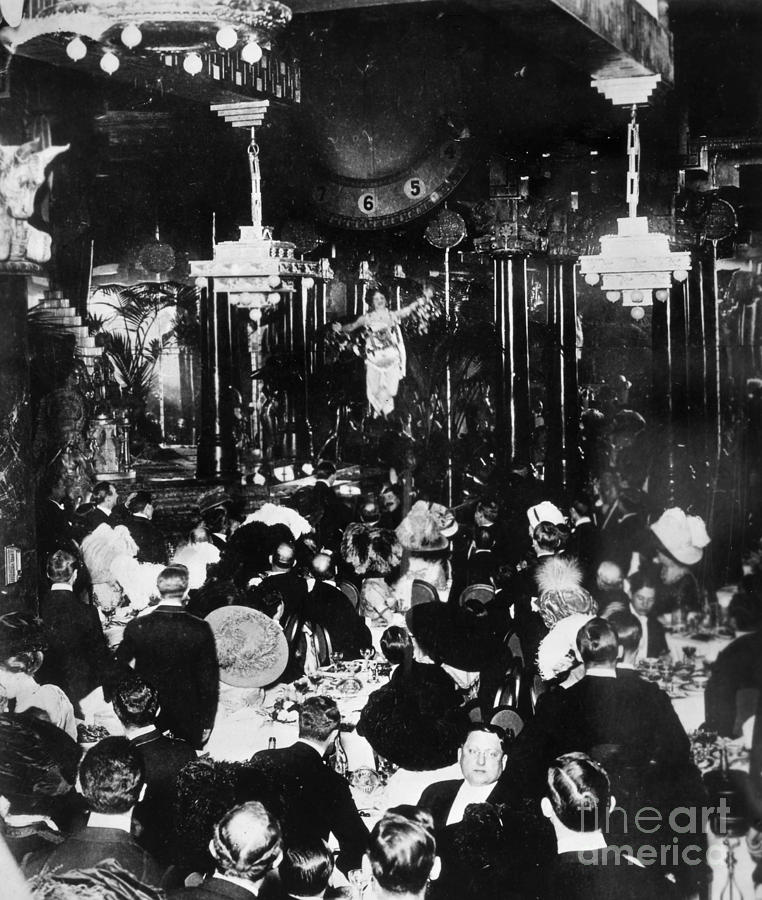 New Years Eve Party, 1905 Photograph by Granger