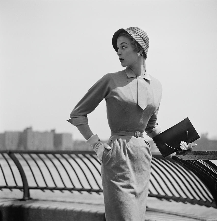 Black And White Photograph - New York Fashion by Slim Aarons