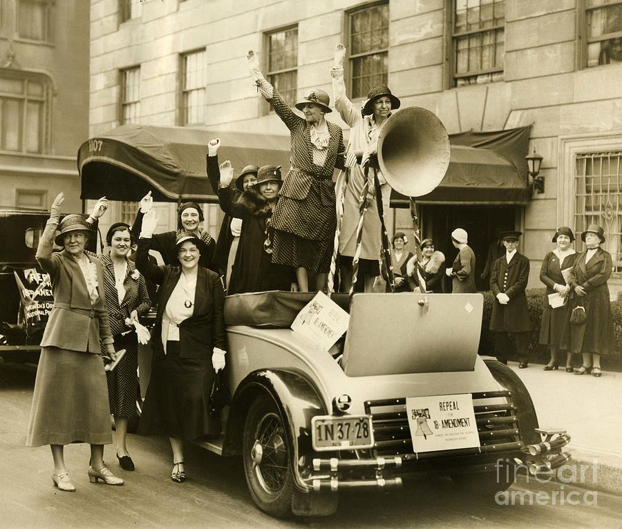 New York Women Motorcade Photograph by Bettmann