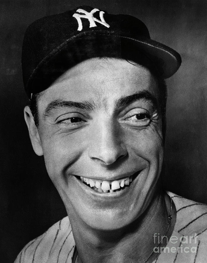 New York Yankee Outfielder Joe Dimaggio Photograph by Bettmann