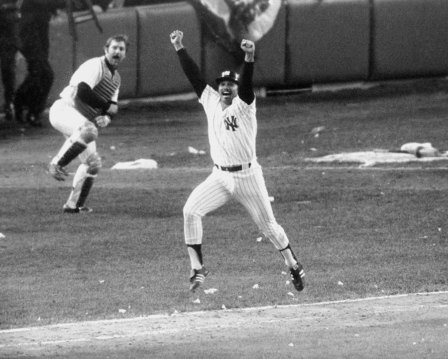New York Yankees Chris Chambliss Jumps Photograph by New York Daily News Archive