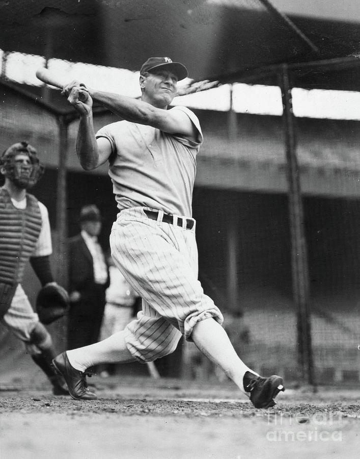 New York Yankees V New York Giants Photograph by Transcendental Graphics New York Yankees V New York Giants Photograph by Transcendental Graphics