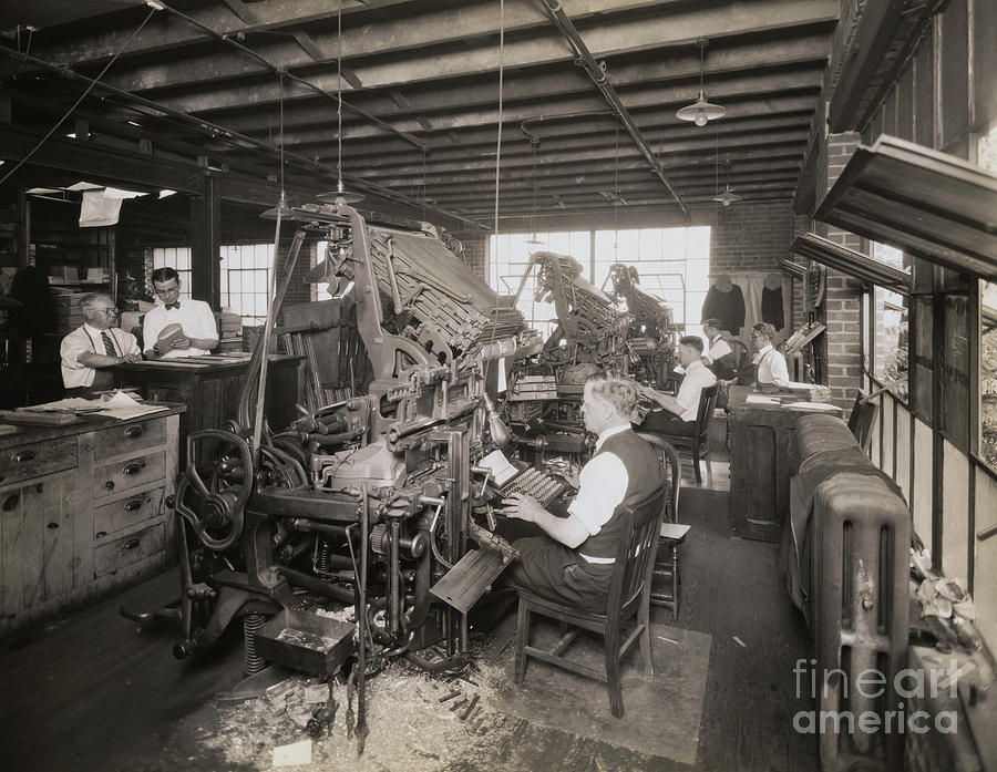 Newspaper Linotype Machine Photograph by Bettmann