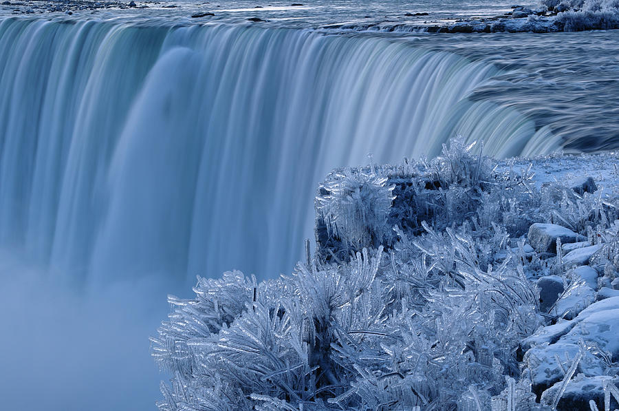 Niagara Falls Ice Photograph by Jamie De Pould
