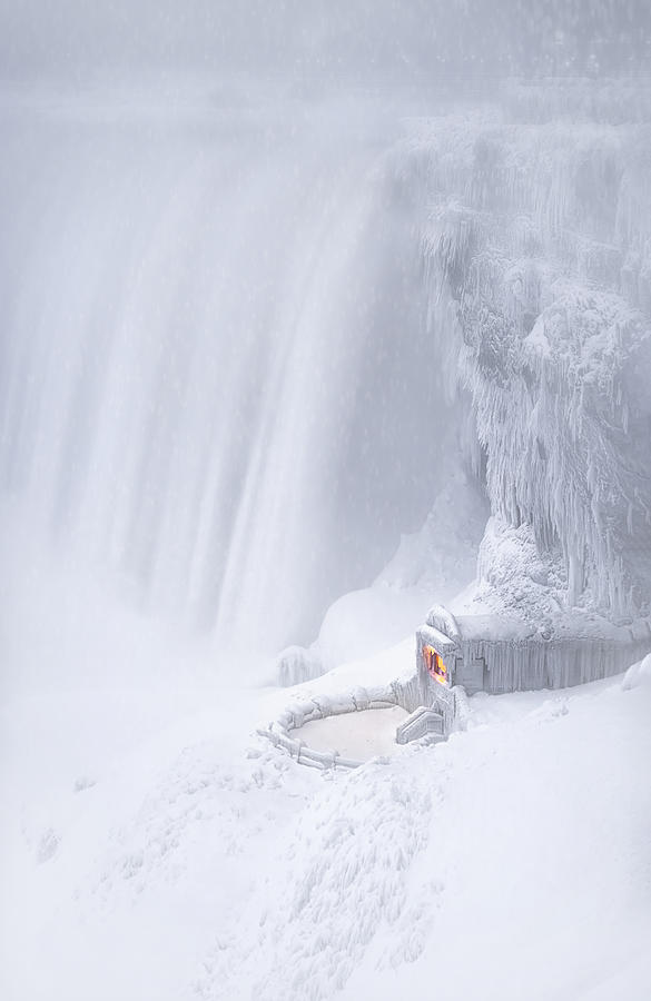 Winter Photograph - Niagara Falls In Winter by Larry Deng