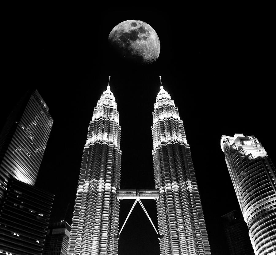 Night At Kuala Lumpur Photograph by Kahar Lagaa