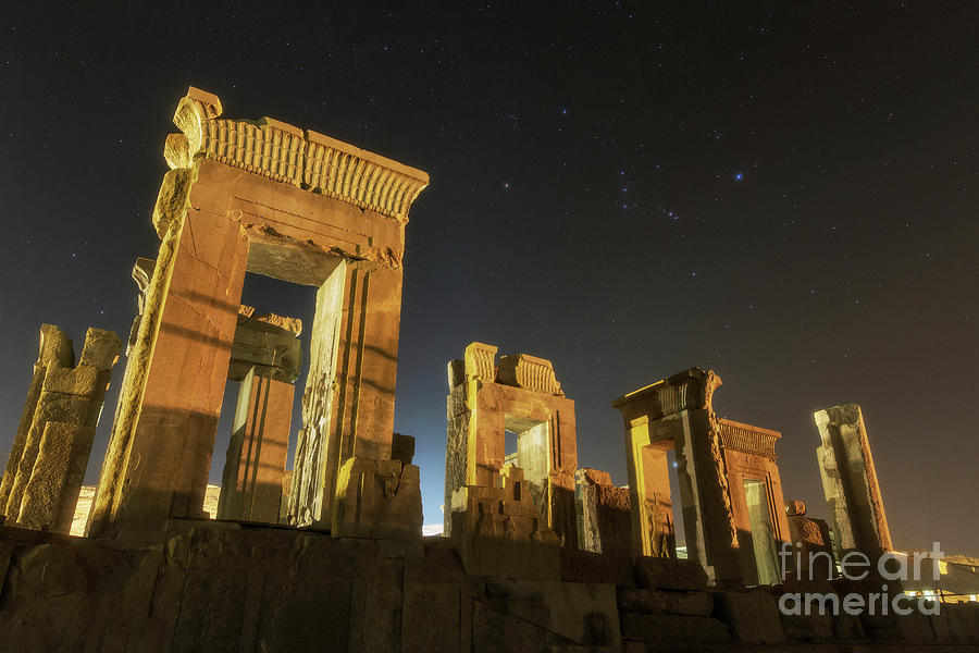 Night Sky Over Persepolis Photograph by Amirreza Kamkar / Science Photo Library
