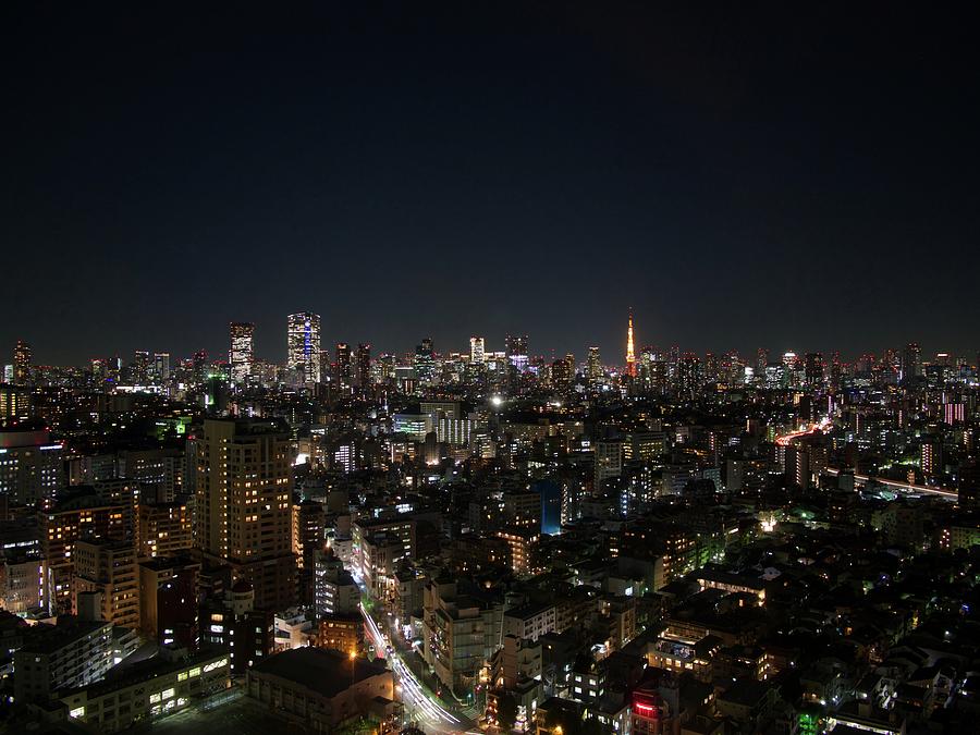 Night View Of Roppongi Hills And Tokyo Photograph by Simple