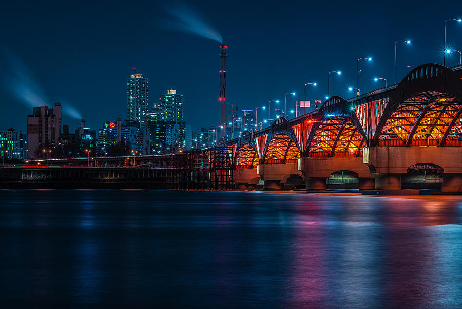 Night View Of Seoul Han River by An Poto