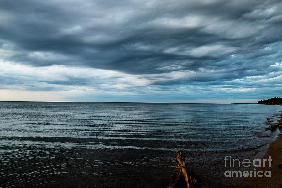 Nightfall at Lake Superior Photograph by Sandra Js