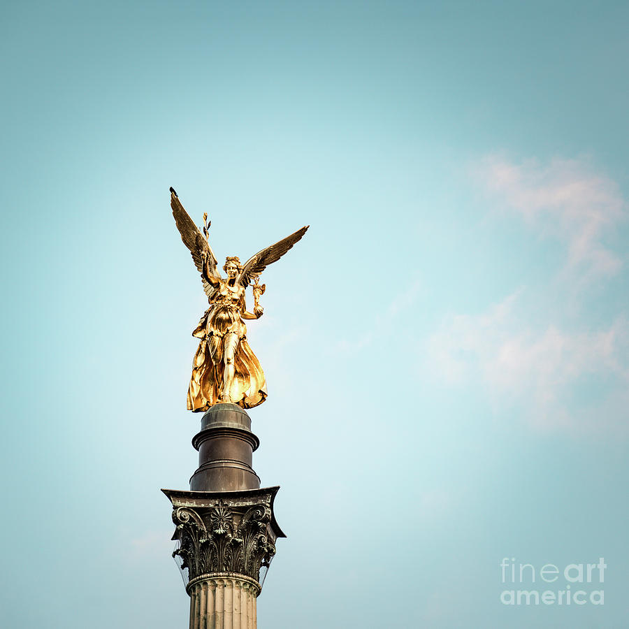Nike - the golden beauty by Hannes Cmarits Nike - the golden beauty by Hannes Cmarits