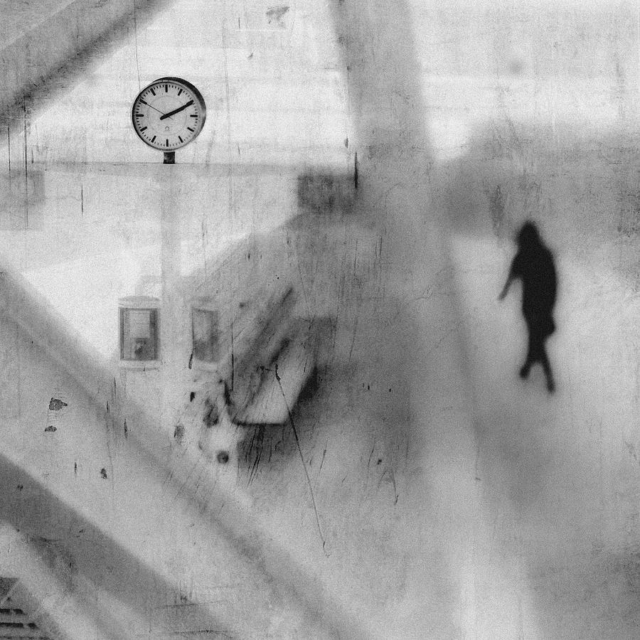 Clock Photograph - No Time For Goodbye by Rui Correia
