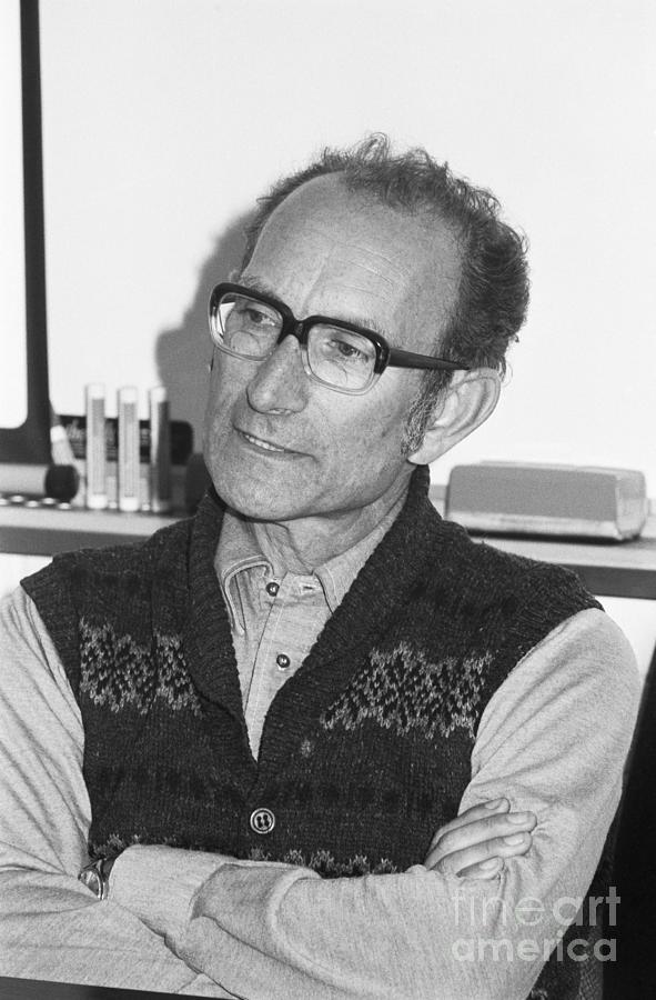 Nobel Prize Winner Dr. Cesar Milstein Photograph by Bettmann