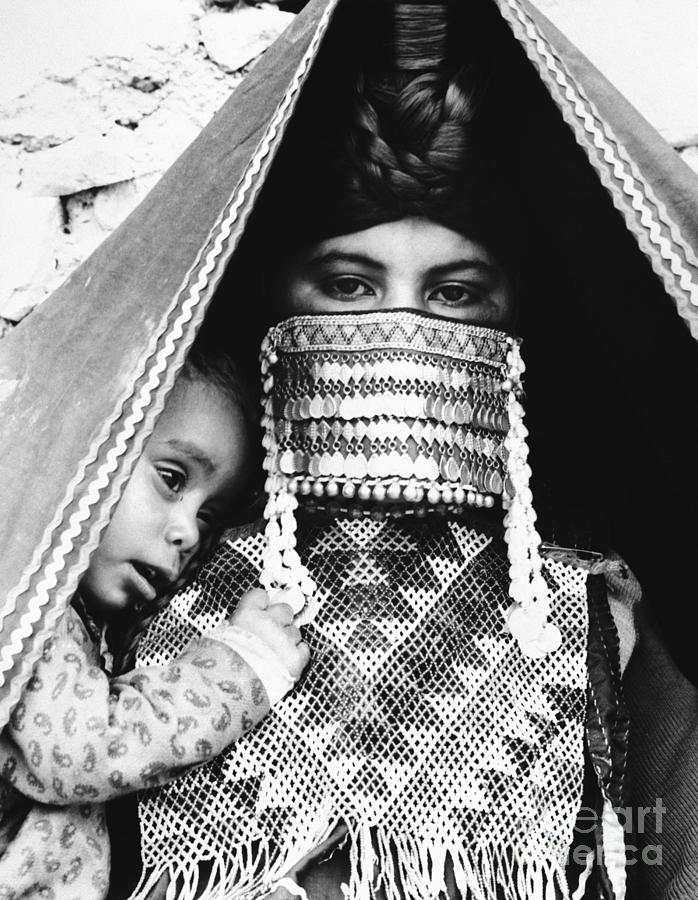 Nomadic Woman In A Veil Photograph by Bettmann