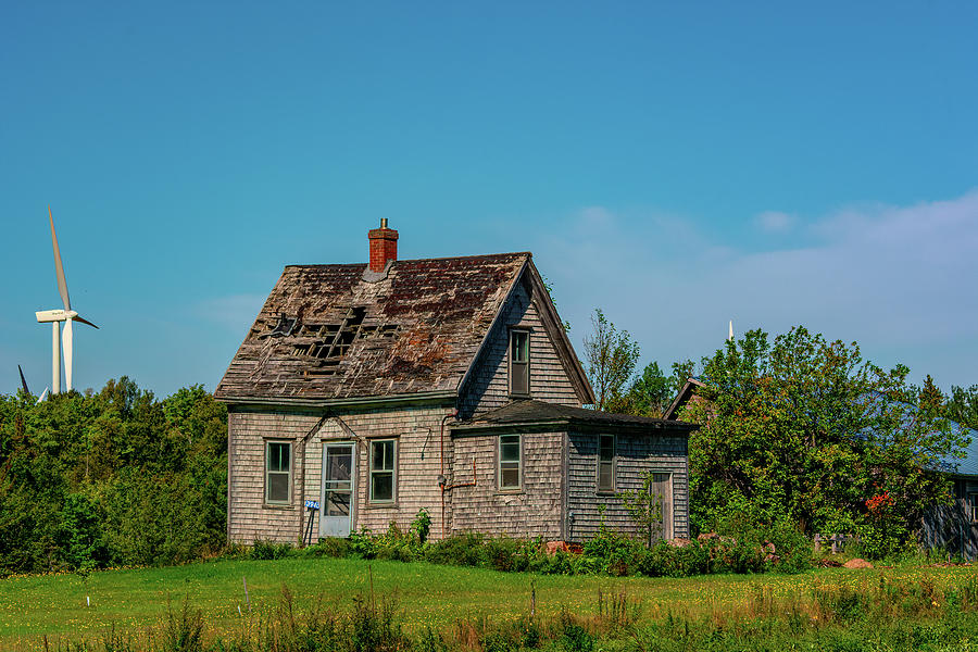 Old House, Maritimes Canada Photograph by Douglas Wielfaert