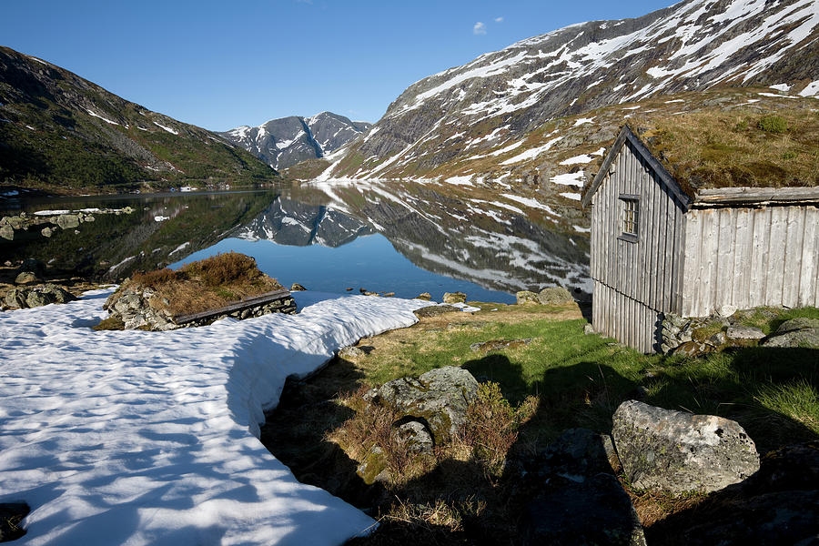 Norwegian Mountain Lake With Cabins Photograph by Stevegeer