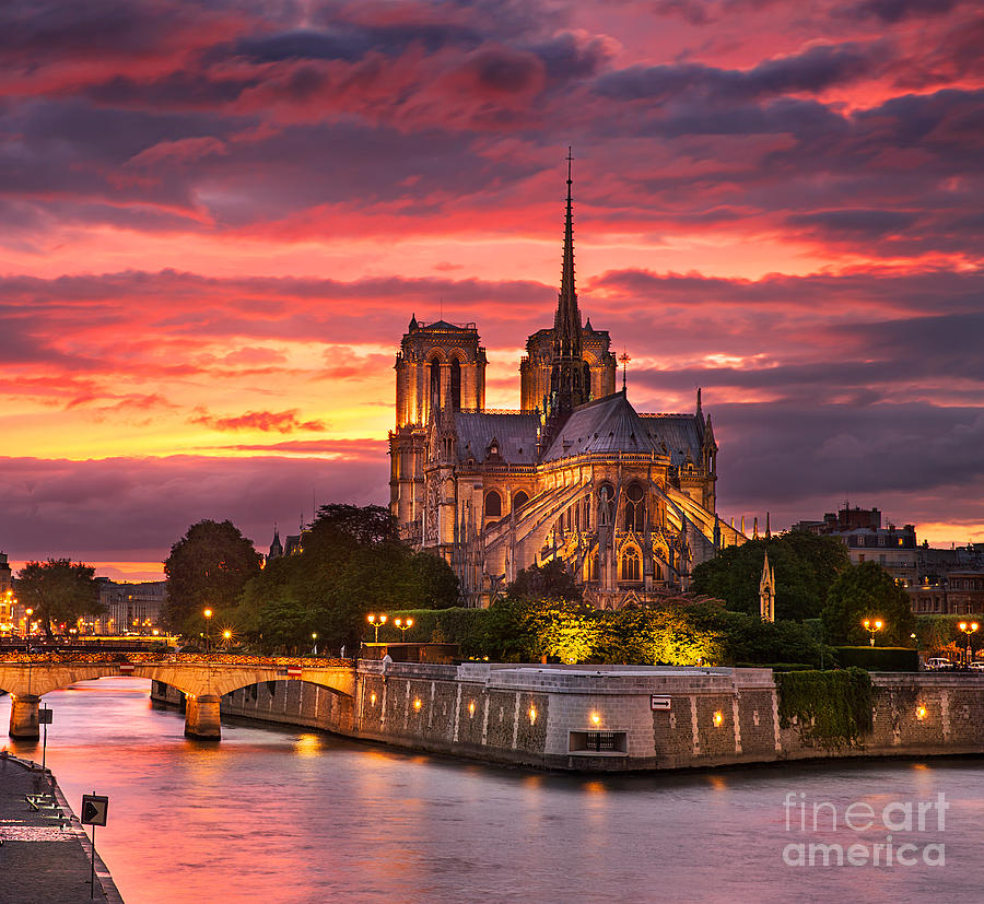 Notre Dame Cathedral At Sunset, Paris Photograph by İlhan Eroglu