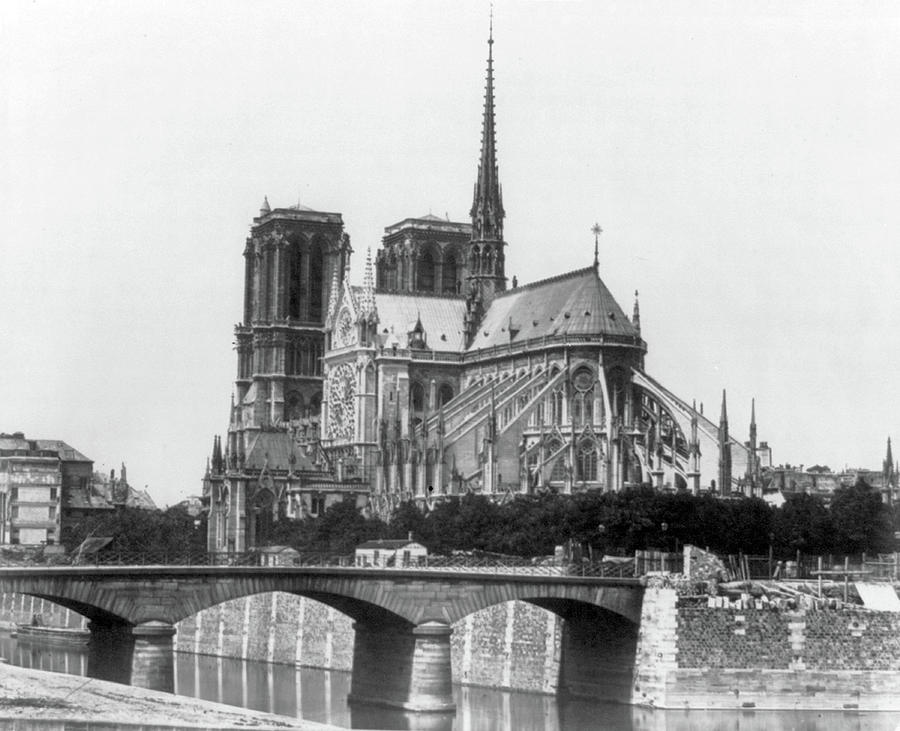 Notre-dame De Paris, 1850s Photograph by Science Source