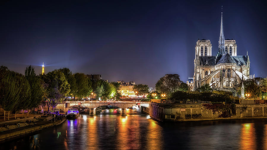 Notre Dame Photograph - Notre Dame IIi by Giuseppe Torre