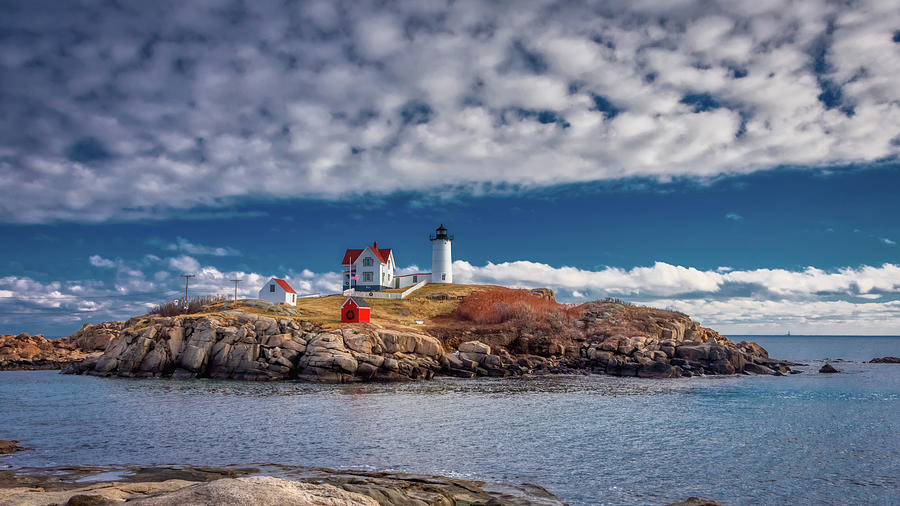 Nubble Lighthouse 7492 Photograph by Guy Whiteley