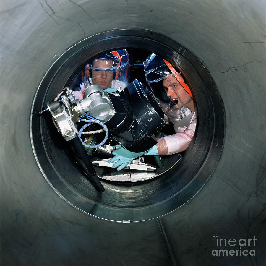 Pipe Photograph - Nuclear Technicians Installing A Robot by Philippe Psaila/science Photo Library