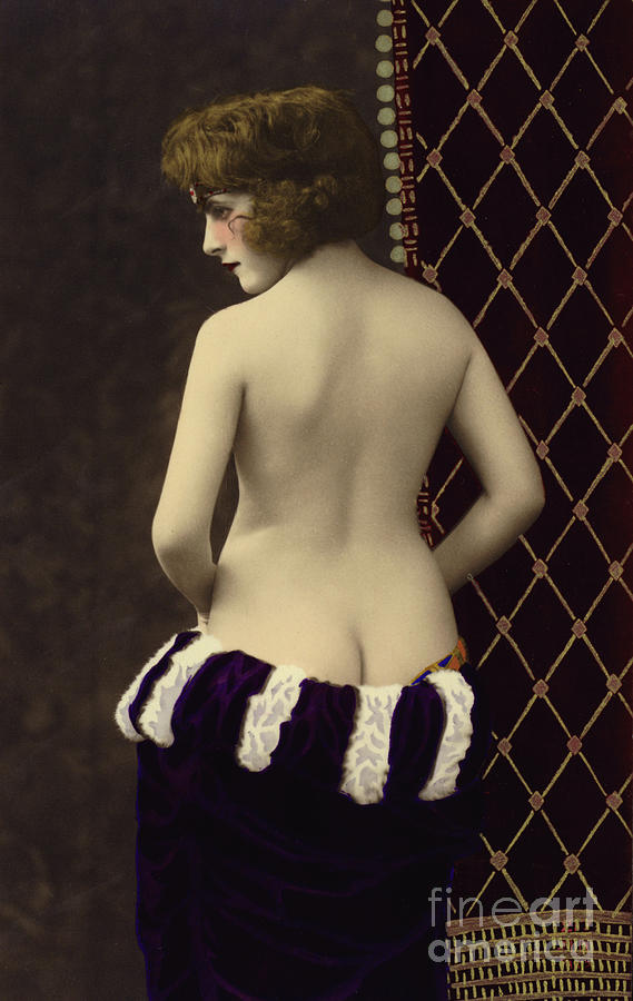 Nude Photograph - Nude Colour Photo by Julian Or Julien Mandel