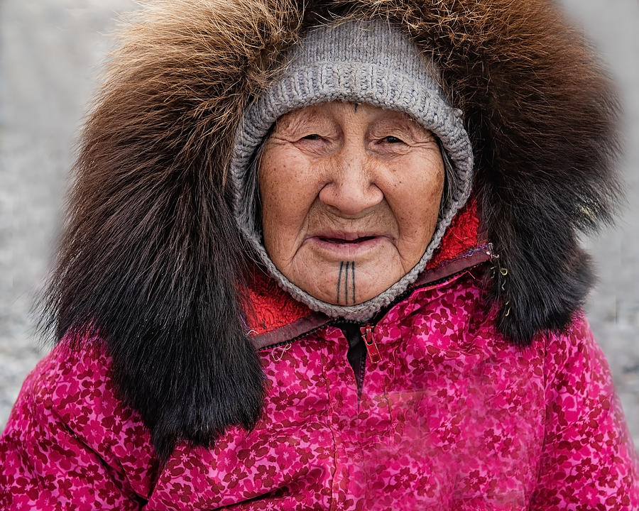 Nunavut Woman Photograph by Aharon Golani - Fine Art America