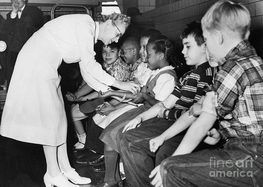 Nurse Preparing Children For Polio Photograph by Bettmann
