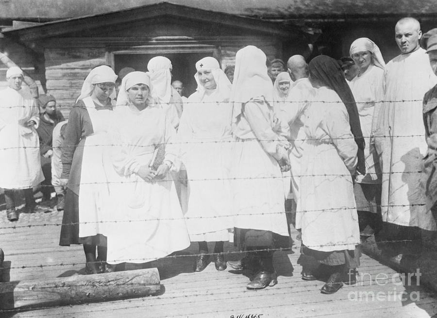 Nurses With Typhus Infected Patients Photograph by Bettmann