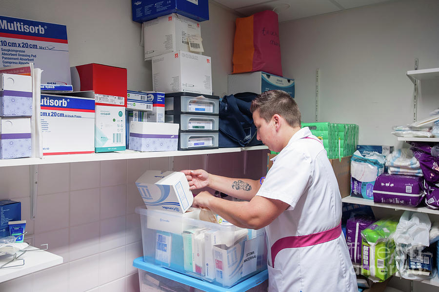 Nursing Supplies Room Photograph by Arno Massee/science Photo Library