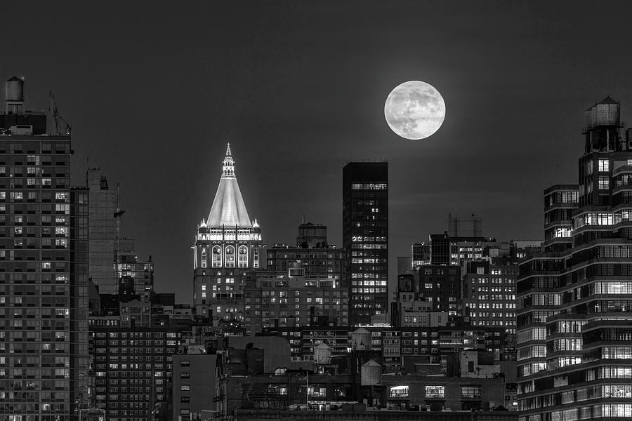 NY Life Building Full Moon BW Photograph by Susan Candelario