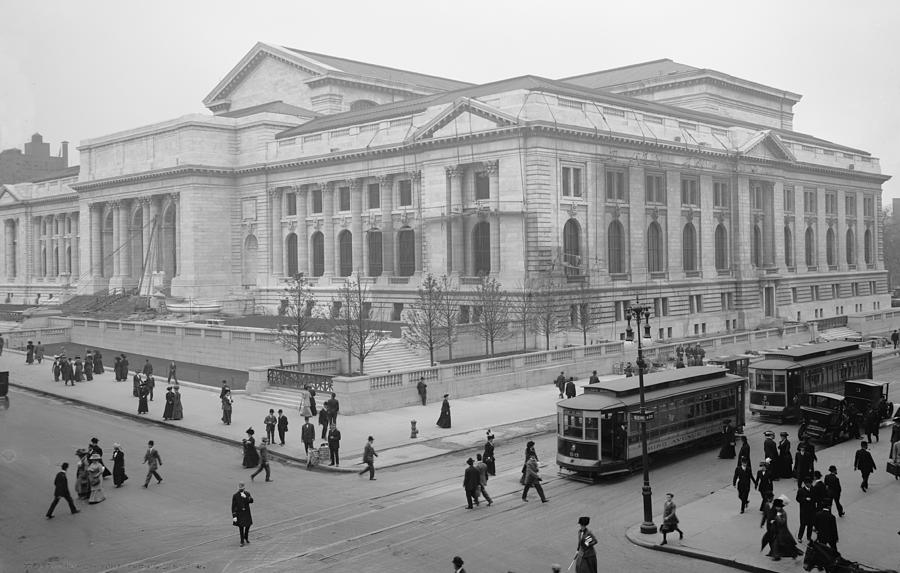 Ny Public Library, Main Branch Photograph by Science Source