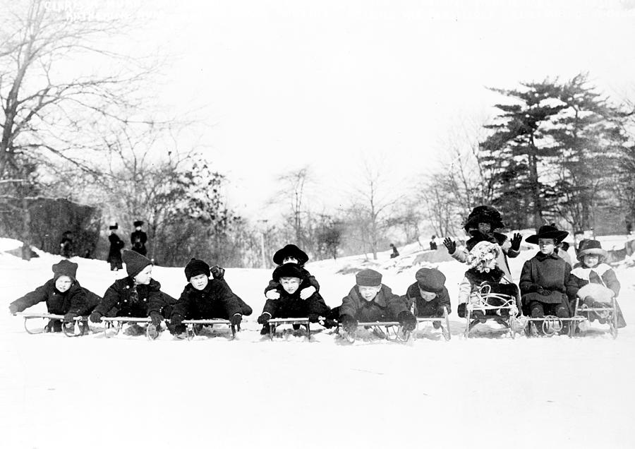 Nyc, Central Park Sledding, 1915 Photograph by Science Source