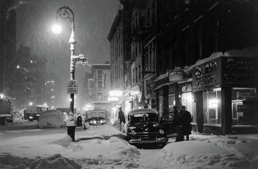 Winter Photograph - NYC Snowstorm by Al Fenn