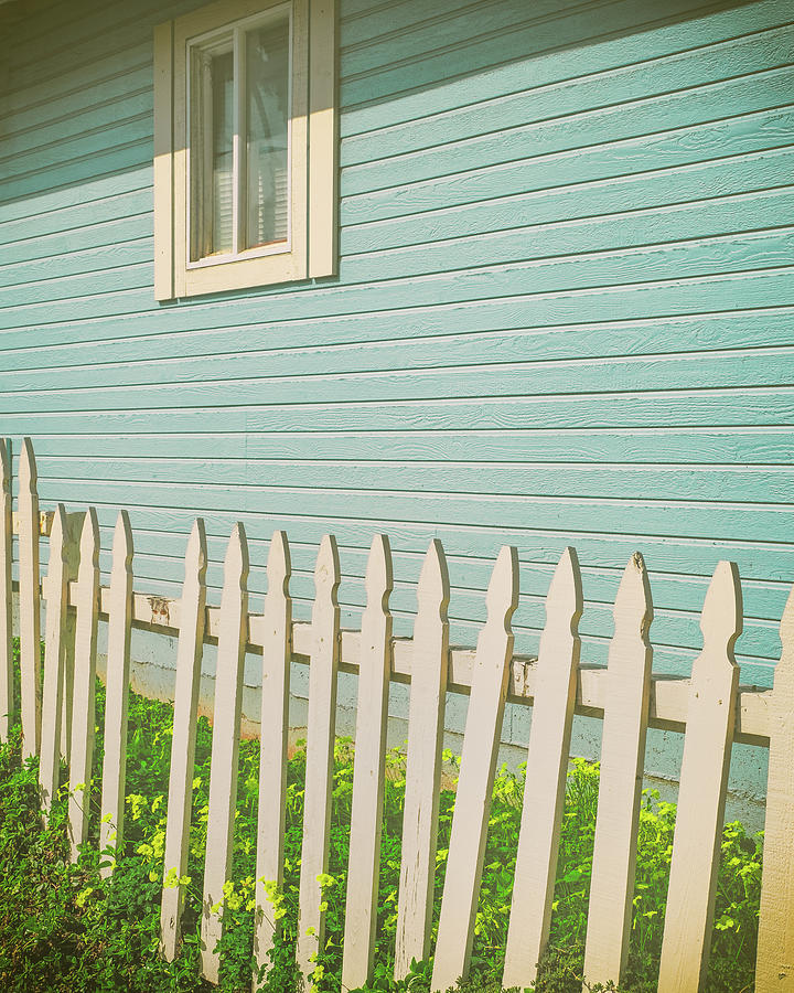 Ocean Front Picket Fence Photograph by Joseph Smith