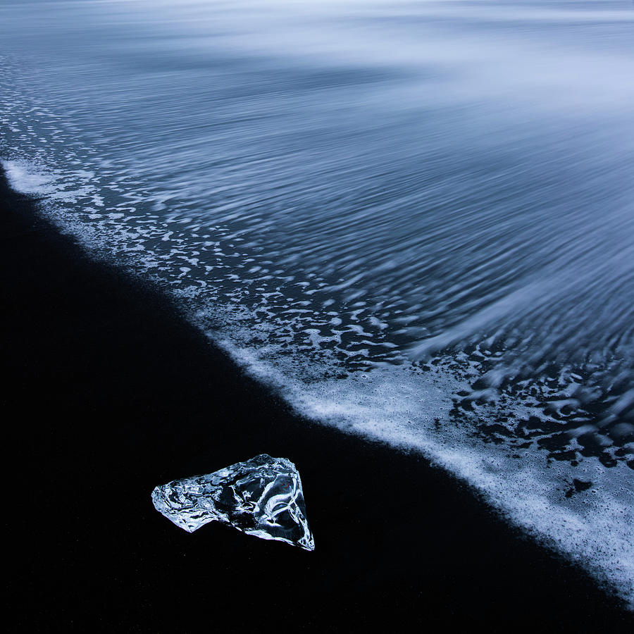 Winter Photograph - Ocean Gift by Richard Liu