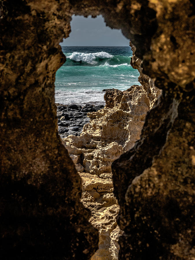 Ocean Keyhole Photograph by Alan Hart