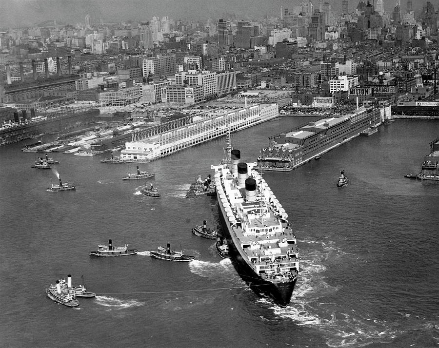Ocean Liner With Tug Boats In Ny Harbor Photograph by George Marks