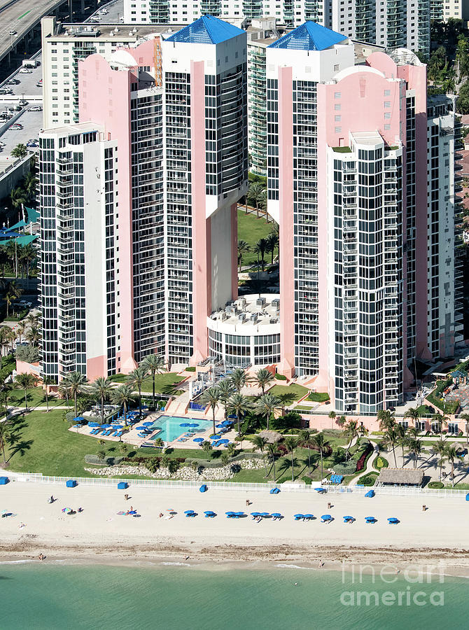 Ocean Condo Sunny Isles